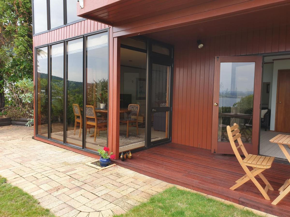 Lake View Garden Apartment Lago Lago Taupo Exterior foto