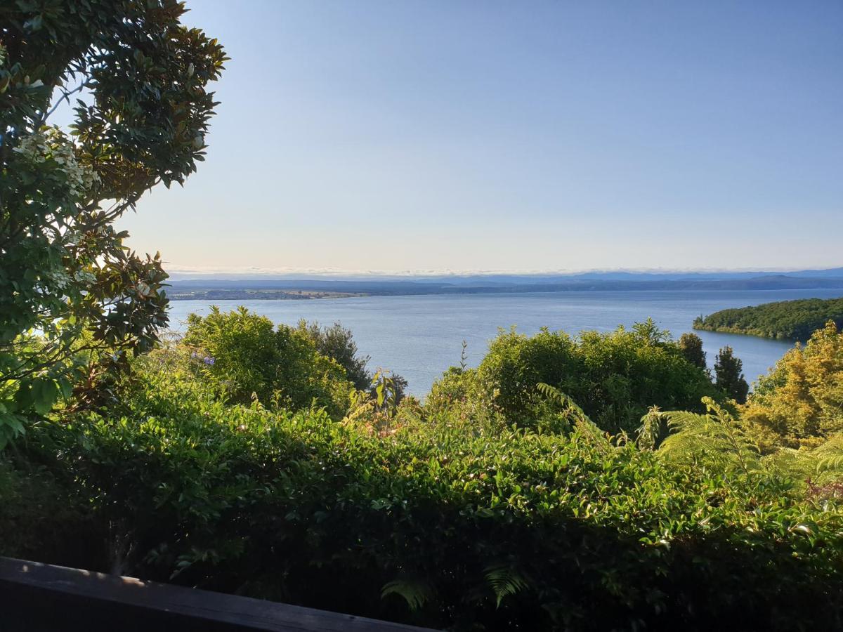 Lake View Garden Apartment Lago Lago Taupo Exterior foto
